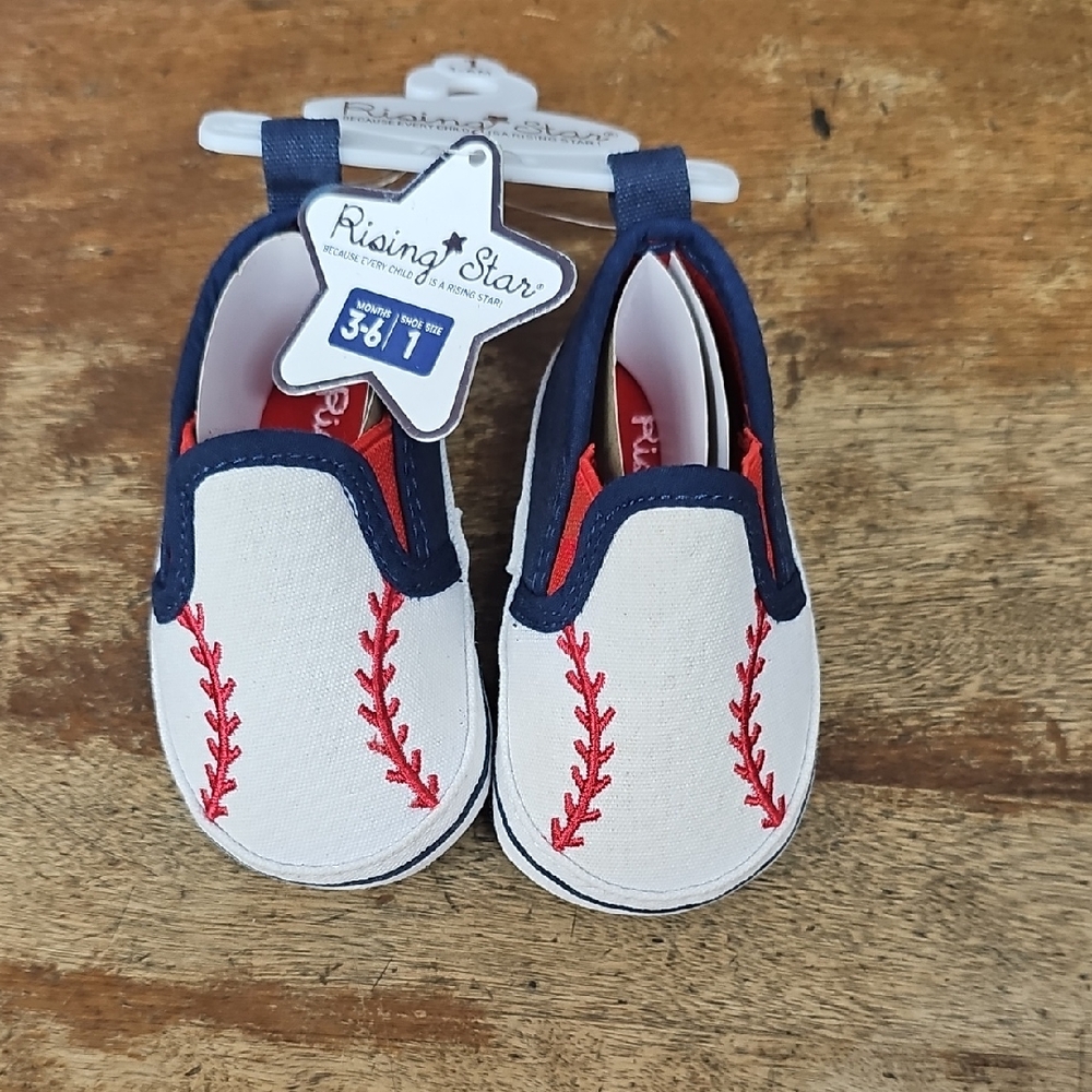 Rising Star Kids Sneakers - White and Navy